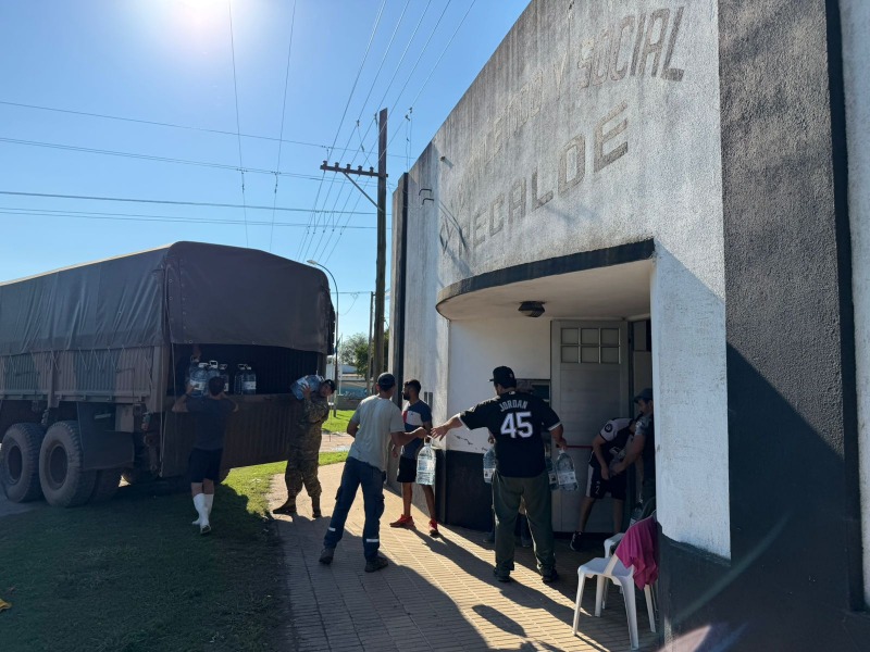 Entregaron elementos de primera necesidad en Recalde